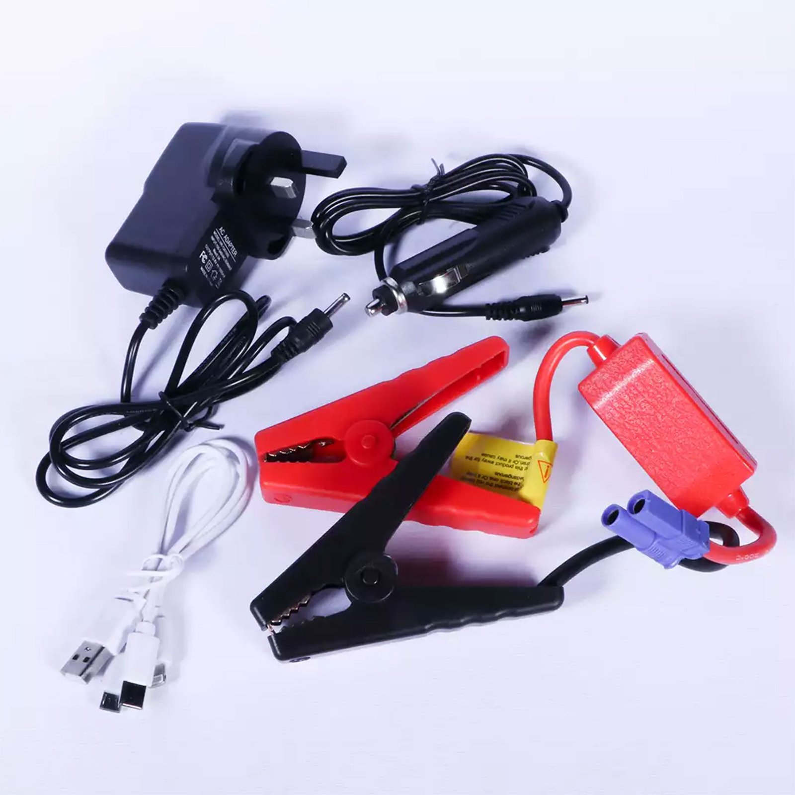 عدة سيارة متنقلة للطوارئ بضمان عام (بنك طاقة+كشاف) - الصورة 4