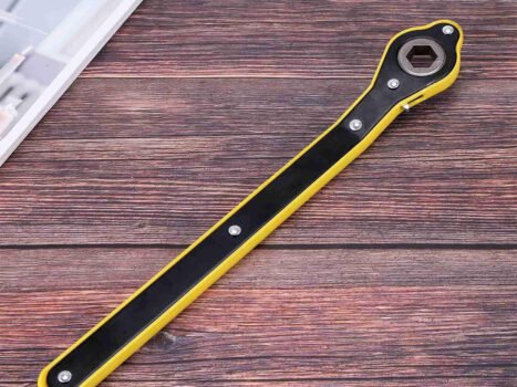 • مفك الاطارات