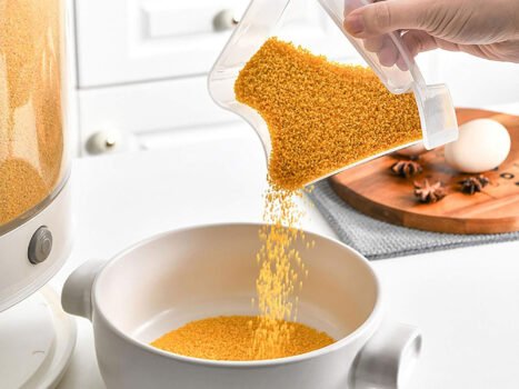 • موزع الحبوب والسناكس الدوار